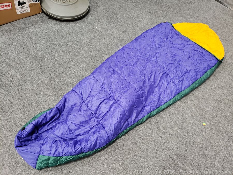 SAS Cub Cadet Lawn Tractor, Reloading Online Auction