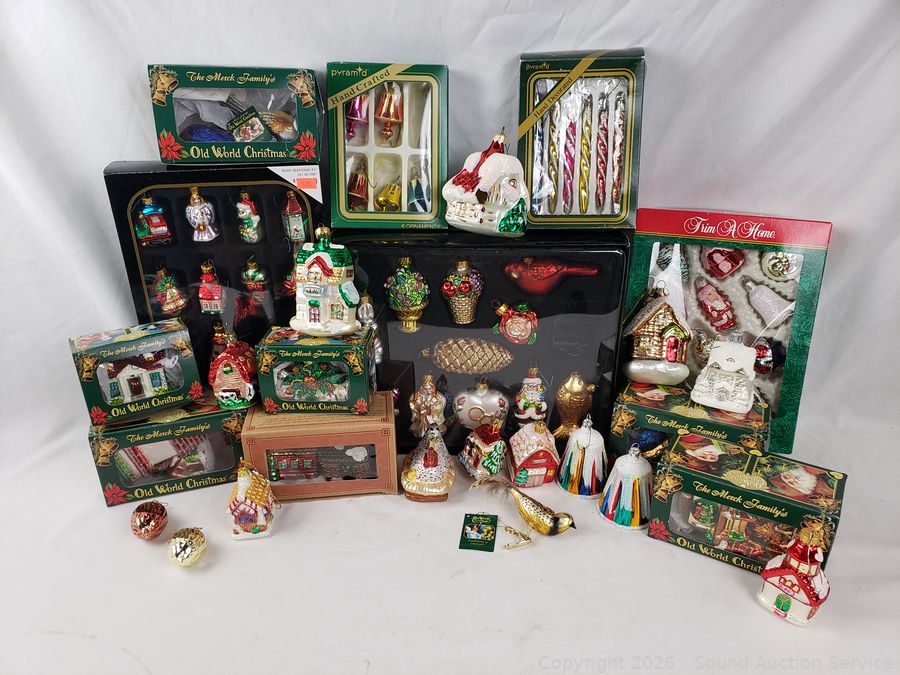 SAS Cub Cadet Lawn Tractor, Reloading Online Auction