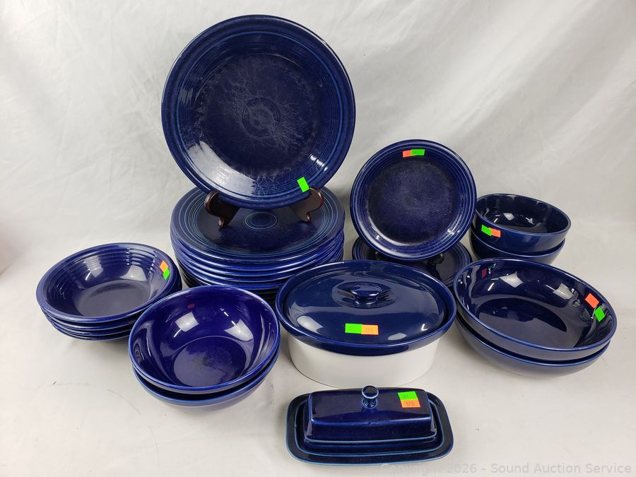 SAS Cub Cadet Lawn Tractor, Reloading Online Auction