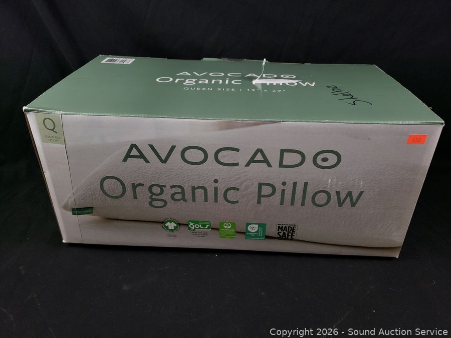 SAS Cub Cadet Lawn Tractor, Reloading Online Auction