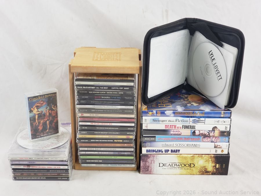 SAS Cub Cadet Lawn Tractor, Reloading Online Auction