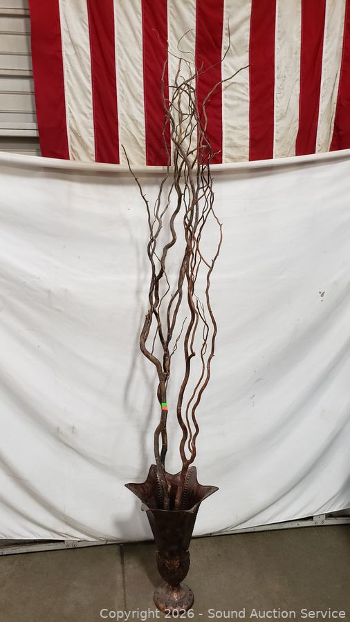 MCM Teak, Décor, Comics, Knives, Atari Online Auction