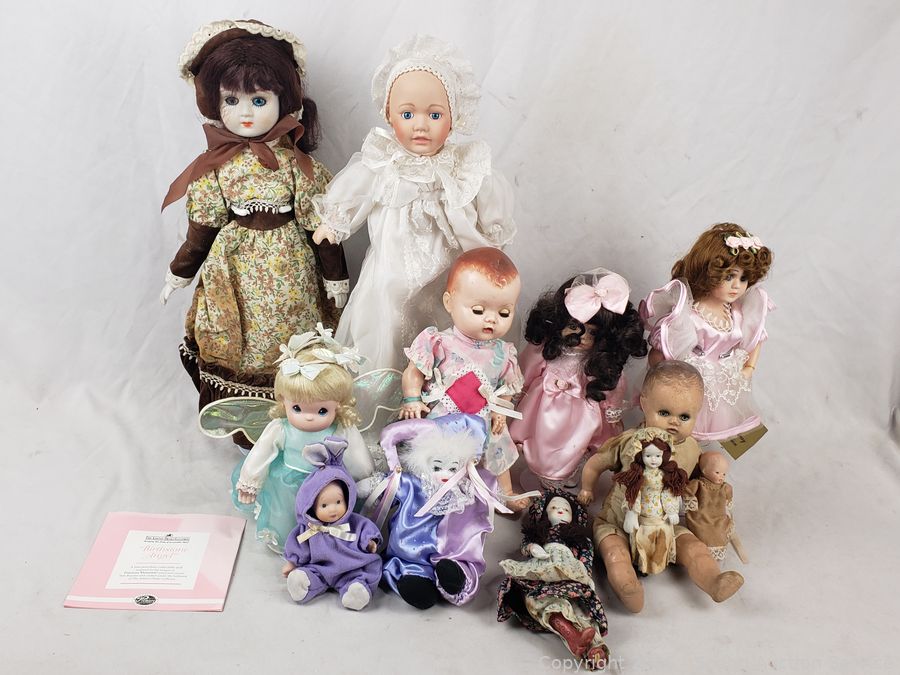 MCM Teak, Décor, Comics, Knives, Atari Online Auction