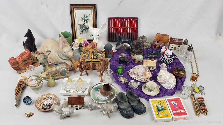 MCM Teak, Décor, Comics, Knives, Atari Online Auction