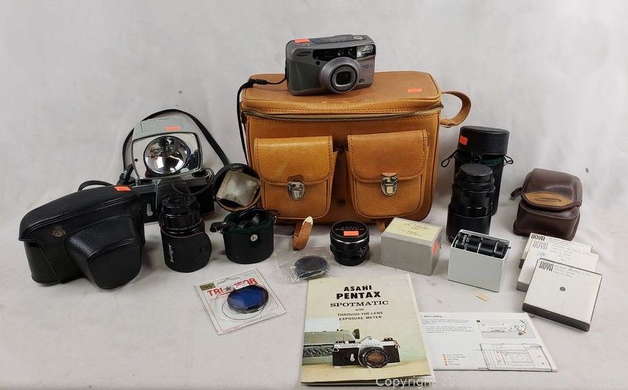 MCM Teak, Décor, Comics, Knives, Atari Online Auction