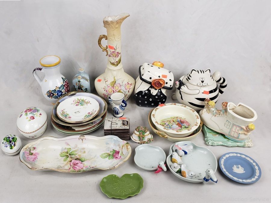 MCM Teak, Décor, Comics, Knives, Atari Online Auction