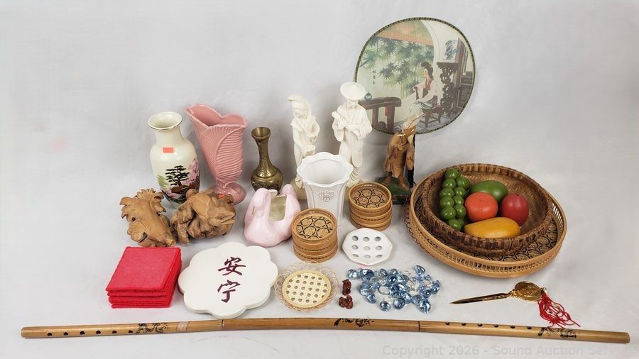 MCM Teak, Décor, Comics, Knives, Atari Online Auction