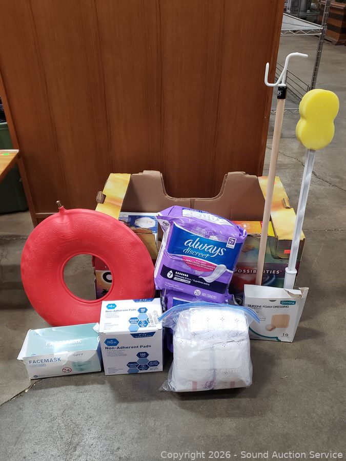 MCM Teak, Décor, Comics, Knives, Atari Online Auction