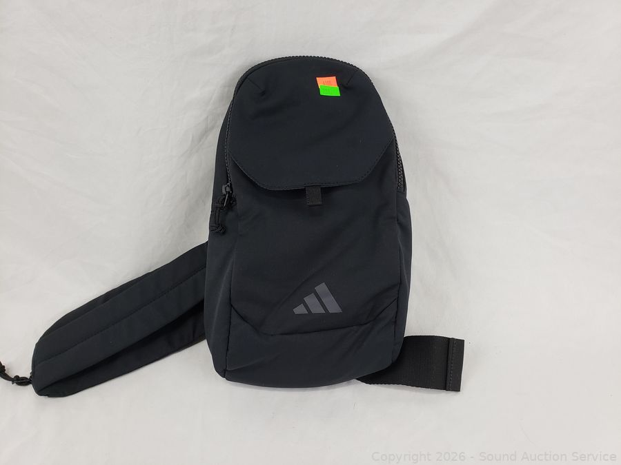 MCM Teak, Décor, Comics, Knives, Atari Online Auction