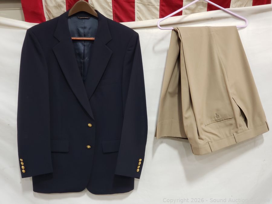 MCM Teak, Décor, Comics, Knives, Atari Online Auction