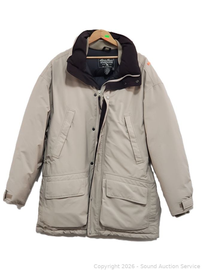 MCM Teak, Décor, Comics, Knives, Atari Online Auction