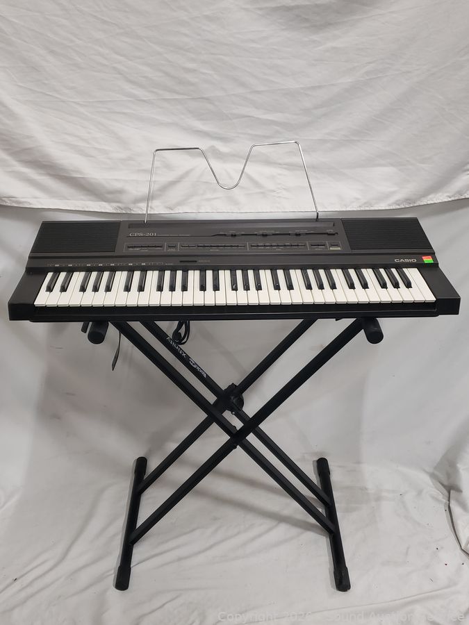 SAS Gun Safe, Generator, Knives, Swords Online Auction