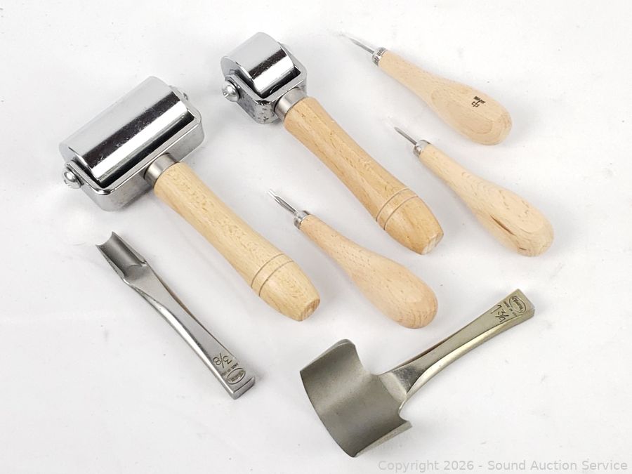 SAS Wood/Leatherworking Tools, Gold, Knives Online Auction