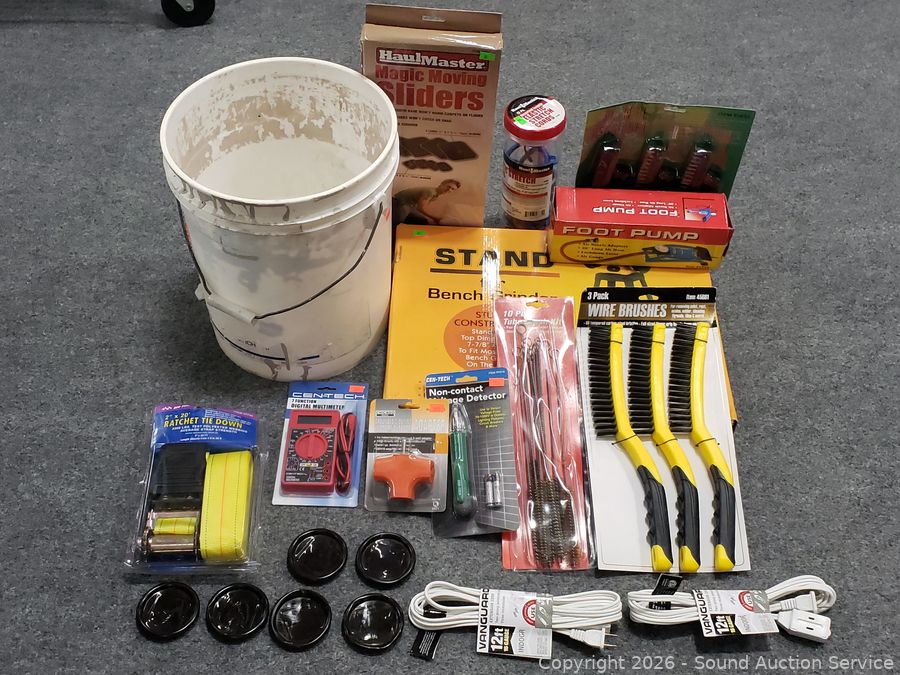 SAS Cameras, Legos, Cast-Iron Coin Banks Online Auction