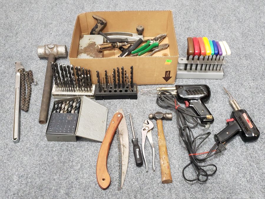 SAS Cameras, Legos, Cast-Iron Coin Banks Online Auction