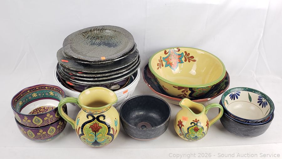 SAS Cameras, Legos, Cast-Iron Coin Banks Online Auction