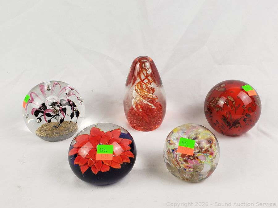 SAS Barbies, Dale Tiffany, Cameras, Furniture Online Auction