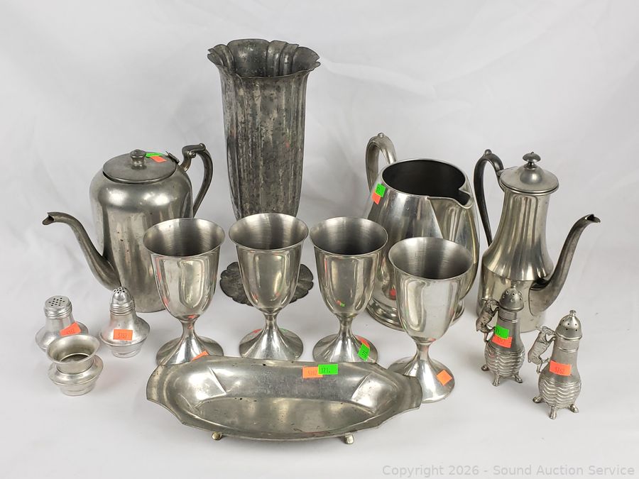 SAS Barbies, Dale Tiffany, Cameras, Furniture Online Auction