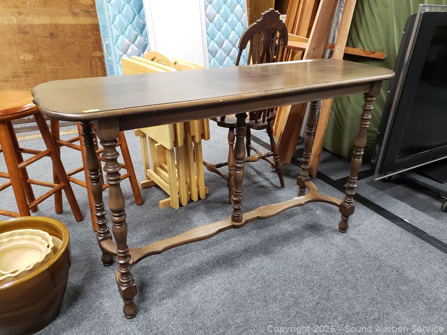 SAS Barbies, Dale Tiffany, Cameras, Furniture Online Auction