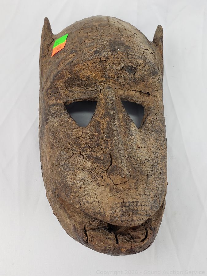 SAS Tools, African Masks/Figures, Military Online Auction