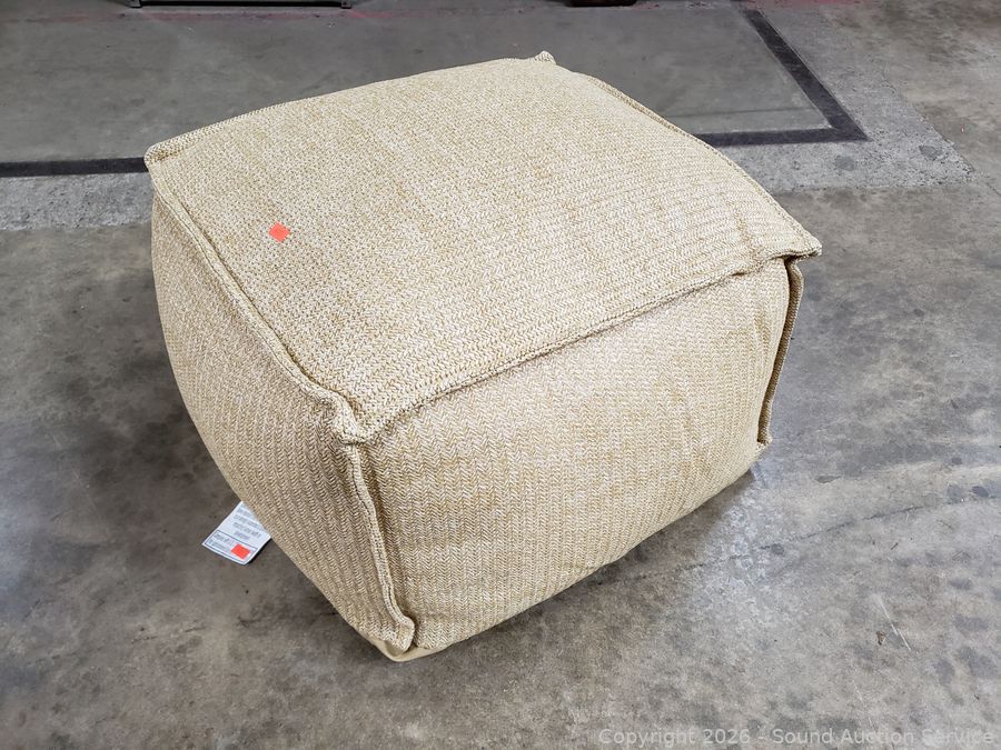 SAS Comic Books, Recliners, Elec. Golf Cart Online Auction