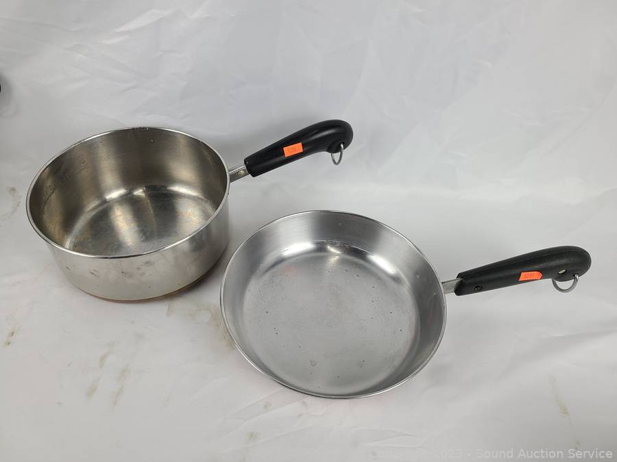 Sound Auction Service - Auction: 04/22/23 1975 Porsche 914 Sports Car &  Collectibles Online Auction ITEM: Revere Ware Copper Bottom Pans w/Lids