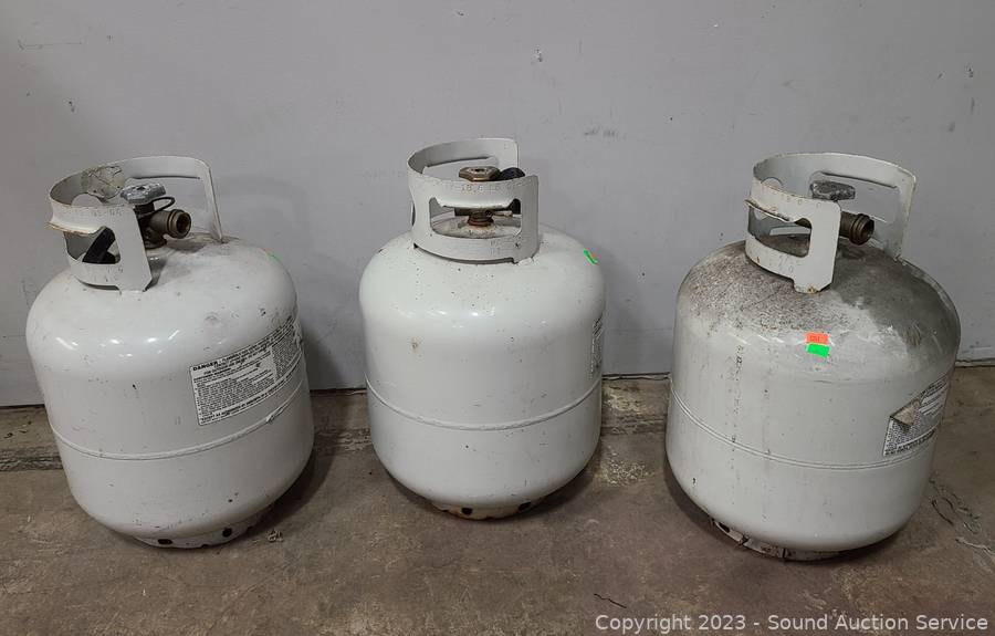 Sound Auction Service - Auction: 05/05/23 SAS Tools, Furniture, Automotive  Online Auction ITEM: 3 Propane Tanks