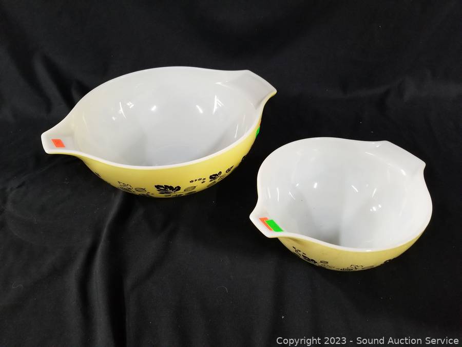 Sold at Auction: Lot Of 4 New Sterilite Plastic Mixing Bowls