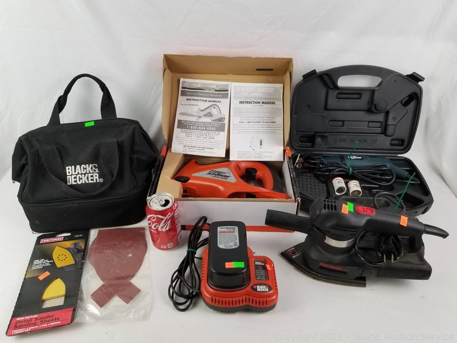 Black & Decker Wizard Cordless Rechargeable Rotary Tool VP940 w/ Charger &  Case