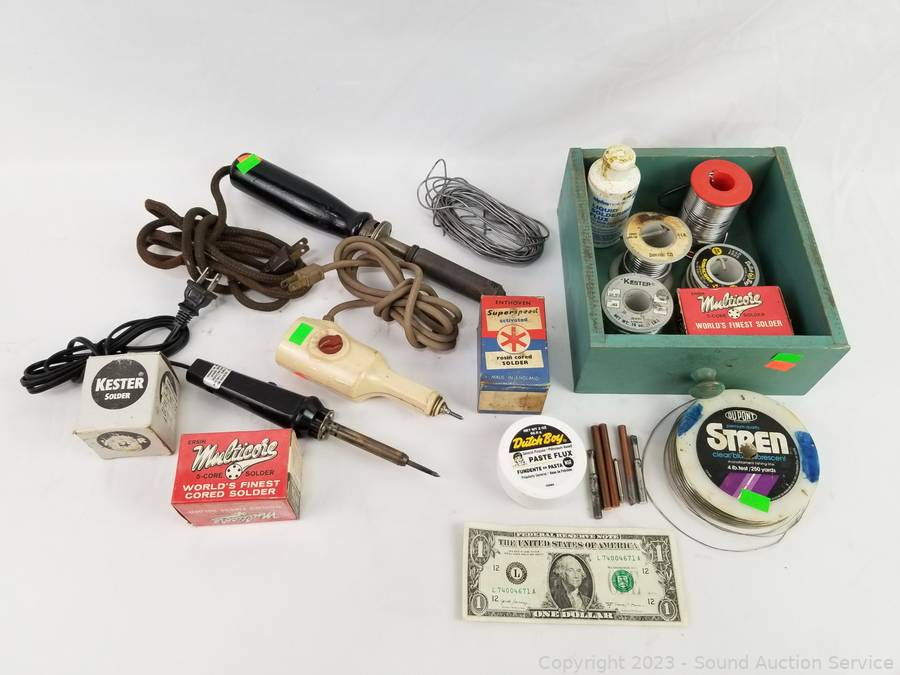 Sound Auction Service - Auction: 06/19/23 SAS Toyota Camry, Tools, Jewelry  Online Auction ITEM: 2 Stanley Thermoses & Lunch Box