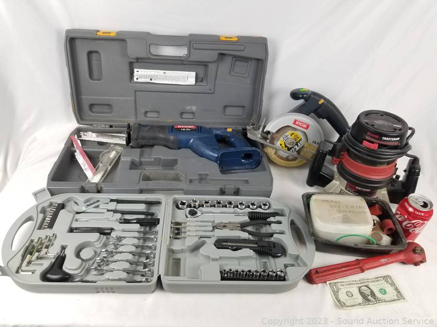 Sound Auction Service - Auction: Gaskins & Steere Estate Auction ITEM: Black  & Decker RTX High Performance Rotary Tool