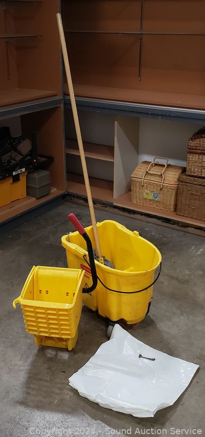 09/03/24 SAS Horse Trailer, Cub Cadet Mower Online Auction