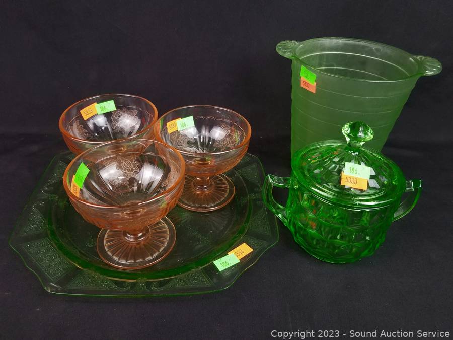 Sold at Auction: Vintage Green Uranium Depression Glass Measuring