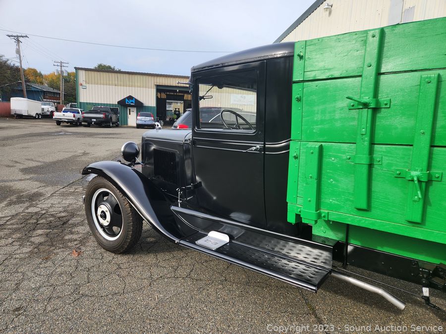 Sound Auction Service - Auction: 11/20/23 SAS 1932 Chevy Confederate Truck,  Macintosh Online Auction ITEM: KitchenAir Countertop Mixer Ice Cream Maker  Attachment