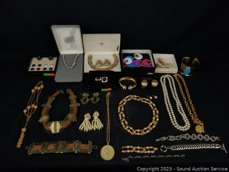 12/06/23 SAS Gold & Silver Jewelry & Coins Auction