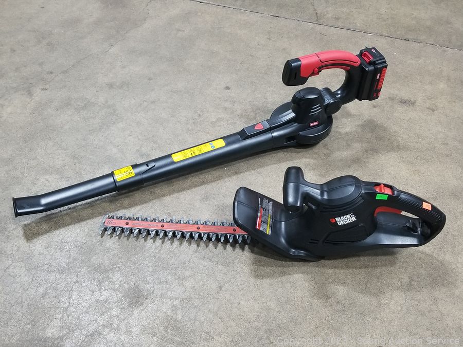 Sound Auction Service - Auction: 3/23/22 Wilson, Lionel & Others Online  Auction ITEM: Black & Decker & Grass Hog Elec. String Trimmers