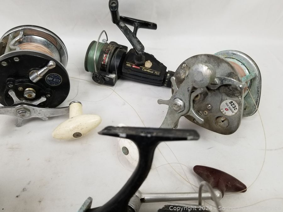 Sound Auction Service - Auction: Cub Cadet Tractor, Printing Press Online  Auction ITEM: 9 Casting, Spinning Fishing Reels