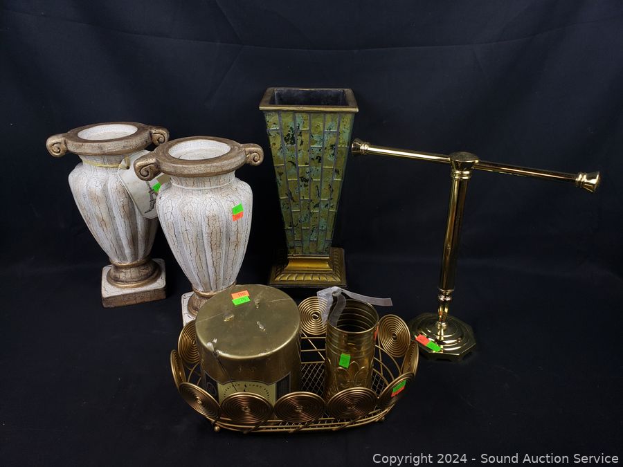 06/03/24 SAS 1968 Plymouth Fury, Tractors Online Auction