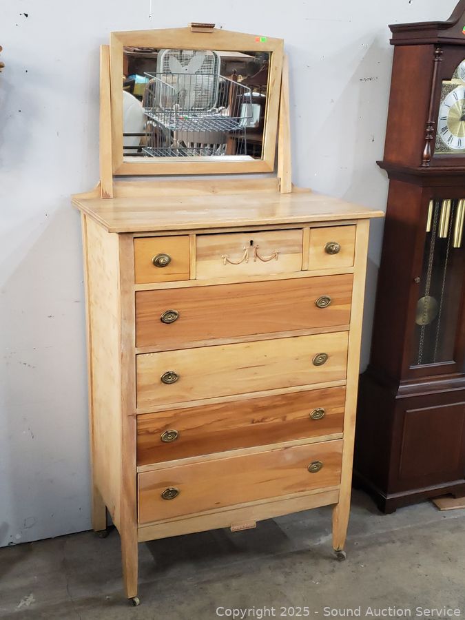 08/19/25 SAS Ford Van, Toyota Prius, Jewelry, Household Online Auction