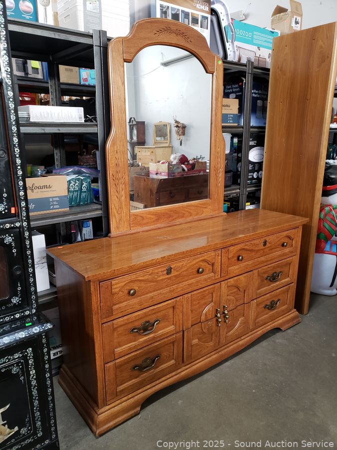 08/19/25 SAS Ford Van, Toyota Prius, Jewelry, Household Online Auction