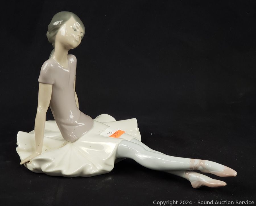 08/01/24 SAS 1968 Thunderbird, Poodle/Ballet Online Auction
