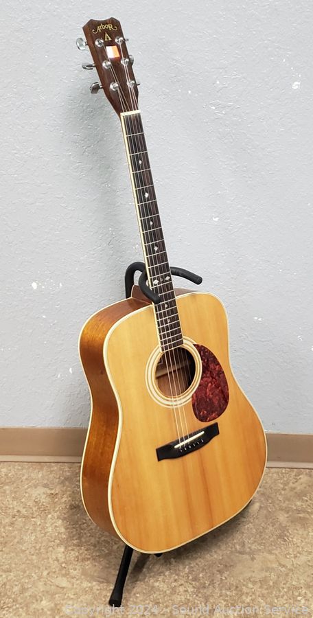 08/01/24 SAS 1968 Thunderbird, Poodle/Ballet Online Auction