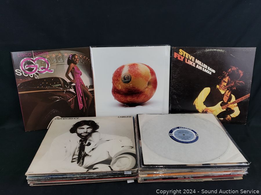 08/01/24 SAS 1968 Thunderbird, Poodle/Ballet Online Auction