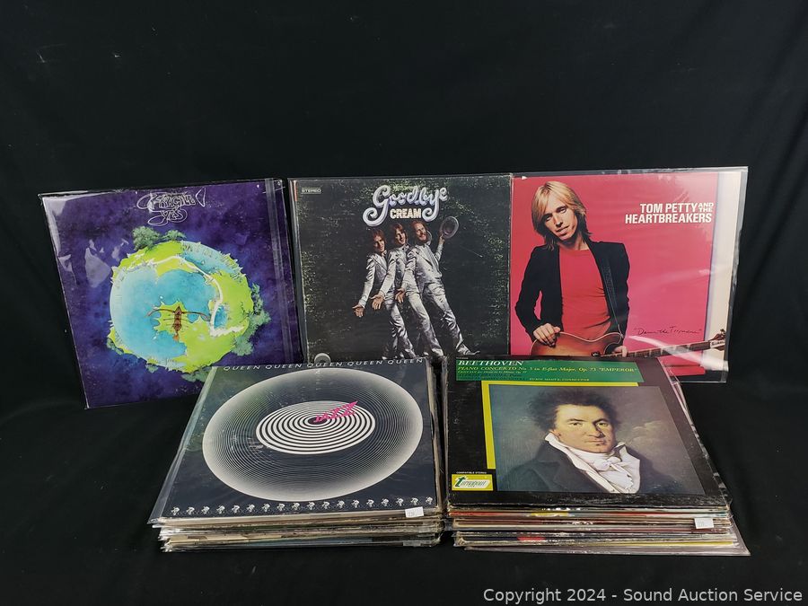 08/01/24 SAS 1968 Thunderbird, Poodle/Ballet Online Auction