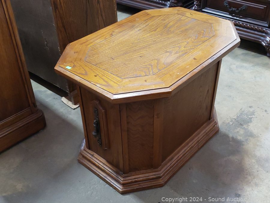 08/21/24 SAS Pinball, Fitness, Autographs, Furniture Online Auction