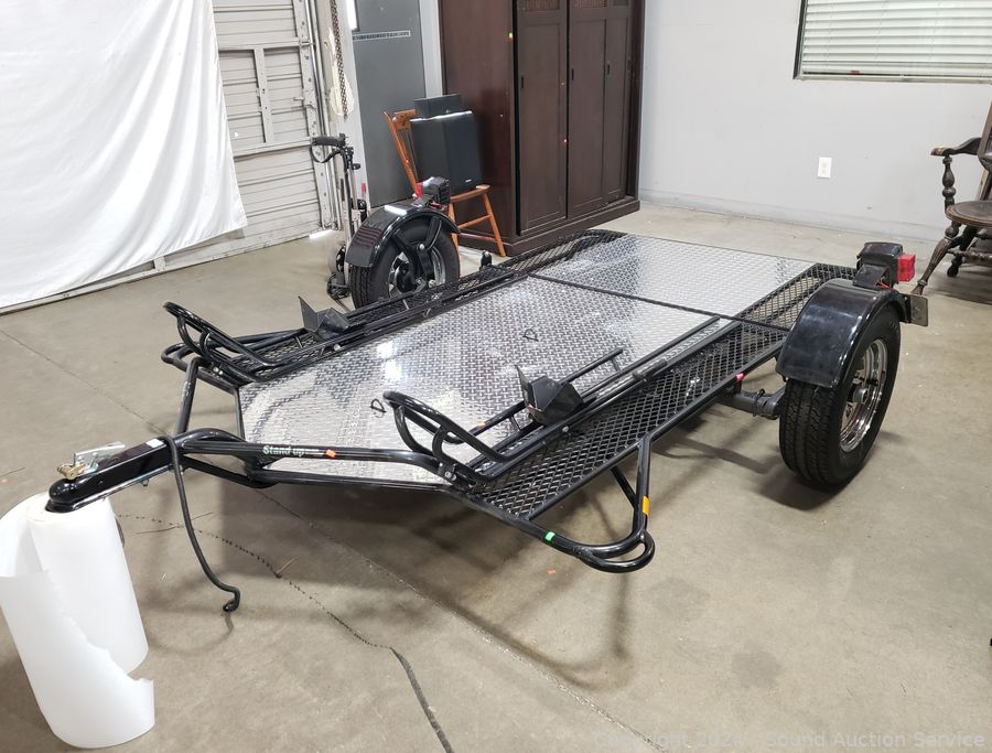 08/21/24 SAS Pinball, Fitness, Autographs, Furniture Online Auction