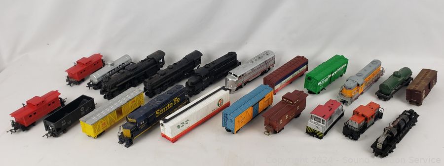 09/16/24 Sleep Number Bed, Autograph Legends, Model Kits Online Auction