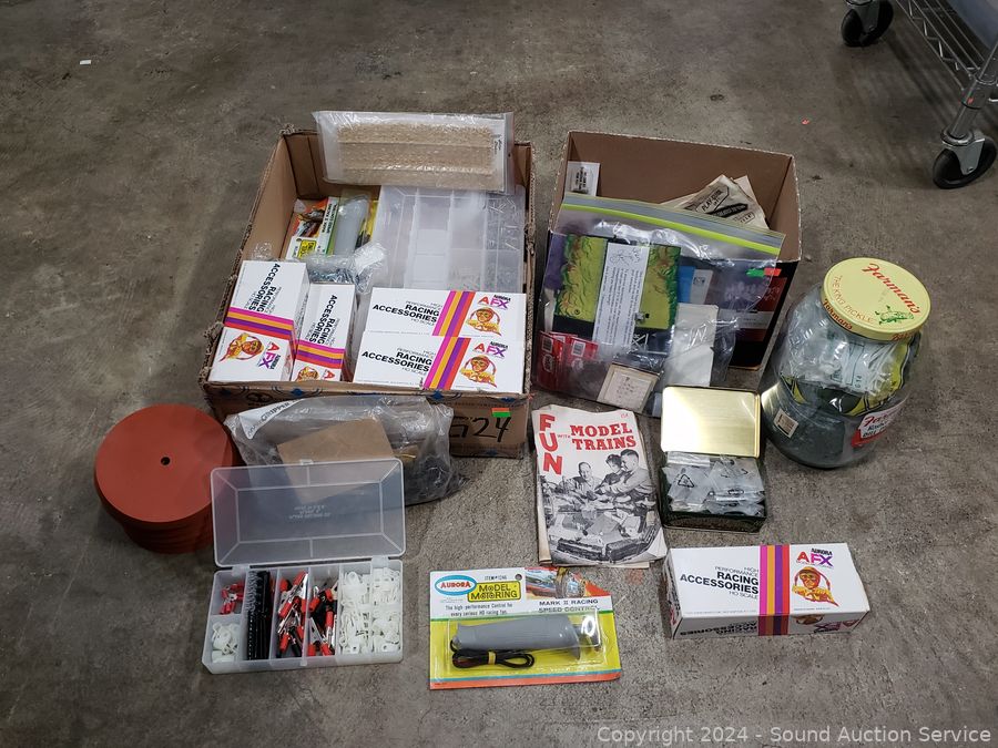 09/16/24 Sleep Number Bed, Autograph Legends, Model Kits Online Auction