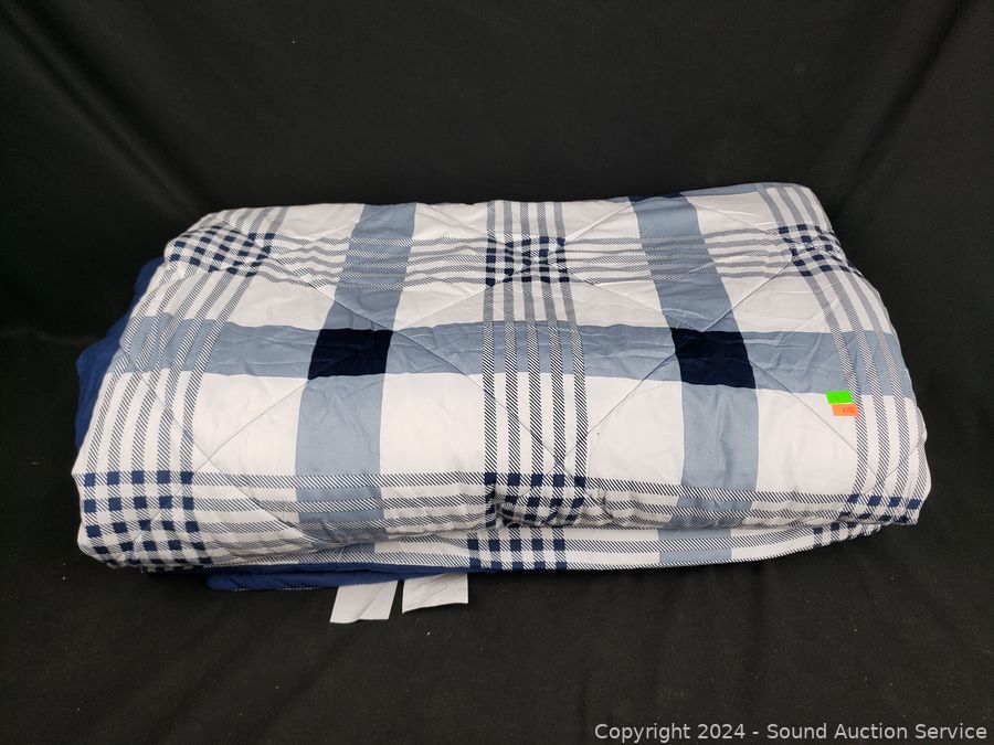 09/16/24 SAS John Deere Tractor, Furniture, Models Online Auction