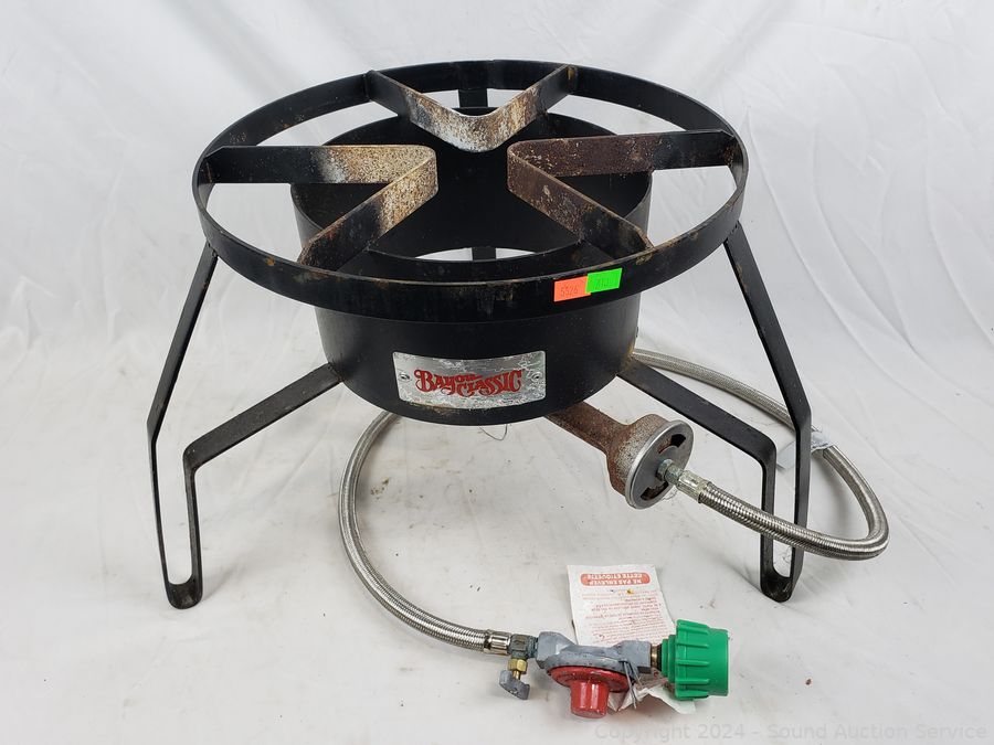 10/31/24 SAS Equestrian, Rustic Farm Tools Online Auction